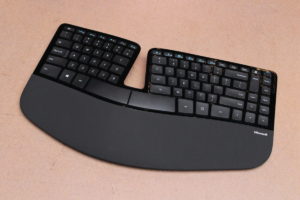 teclado ergonomía trabajo remoto